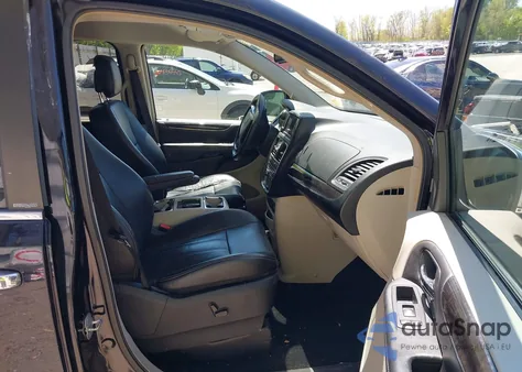 2011 Chrysler Town & Country Touring-L из США, поврежденный, VIN 2A4RR8DG0BR630879